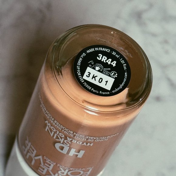 Make Up For Ever HD Skin Hydra Glow | 3R44 (Cool Amber) | NEW MAKEUP - Picture 2 of 4